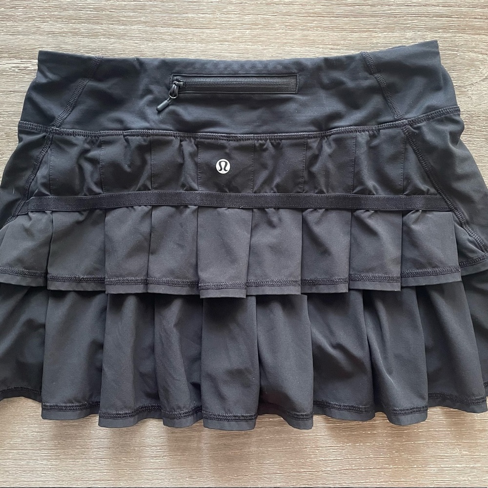 lululemon athletica Tiered Black Mini Skirt